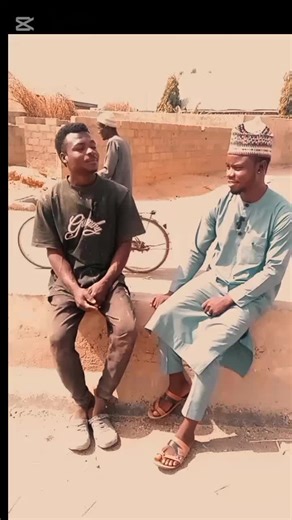 Learning English and Hausa: A Bilingual Journey