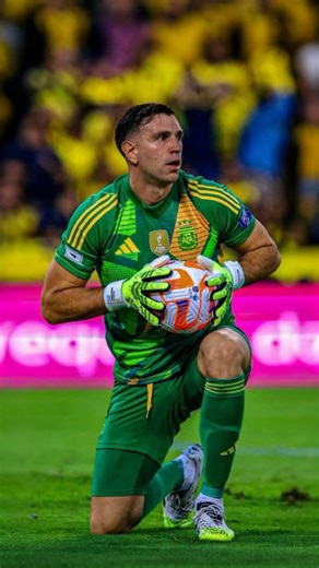 Ndåyíshímíyë Fåbrøs on Instagram: "✨𝐔𝐫𝐞𝐦𝐞𝐫𝐚𝐧𝐲𝐚 𝐧𝐚 𝐄𝐦𝐢𝐥𝐢𝐚𝐧𝐨 𝐌𝐚𝐫𝐭𝐢𝐧𝐞𝐳 𝐤𝐨 𝐈𝐤𝐢𝐩𝐞 𝐲'𝐈𝐠𝐢𝐡𝐮𝐠𝐮 𝐢𝐛𝐚 𝐢𝐤𝐰𝐢𝐲𝐞 𝐠𝐮𝐭𝐨𝐳𝐰𝐚 𝐧'𝐮𝐦𝐰𝐞𝐧𝐞𝐠𝐢𝐡𝐮𝐠𝐮!?😎 ================================================= 🔸𝗕𝗲𝘁𝘁𝗶𝗻𝗴𝗮 𝗵𝗮𝗺𝘄𝗲 𝗻𝗮 @winner.rw 𝗸𝘂 𝗯𝗶𝗸𝘂𝗯𝗼 𝗯𝗶𝗿𝗶 𝗵𝗲𝗷𝘂𝗿𝘂 𝘂𝗿𝘆𝗲 𝗮𝗸𝗮𝘆𝗮𝗯𝗼! 🔸𝗠𝘂𝗿𝗶 @dopik.electronics 𝗻𝗶𝗵𝗼 𝘂𝗸𝘄𝗶𝘆𝗲 𝗴𝘂𝗵𝗮𝗵𝗶𝗿𝗮 𝘁𝗲𝗹𝗲𝗽𝗵𝗼𝗻𝗲, 𝗰𝗼𝗺𝗽𝘂𝘁𝗲𝗿, 𝗻'𝗶𝗯𝗶𝗻𝗱𝗶 𝗯𝗶𝗸𝗼𝗿𝗲𝘀𝗵𝗼