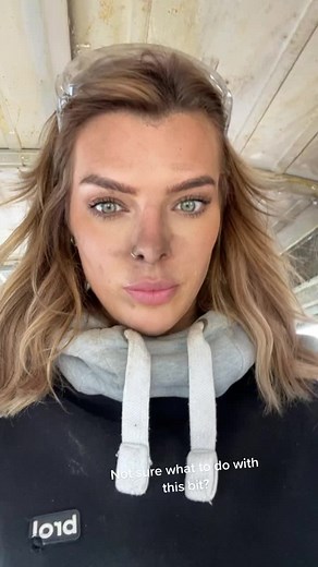 Not sure what to do 😭 #vechiclerestotation #vanconversion #vanproject #selfbuildvan #selfbuildcampervan #campervan .