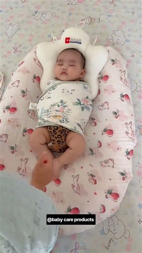 Chinese Grandma Taught Me This Bedsheet Roll Trick for Baby DeepSleep👶#naptime #nappillow#littlenap