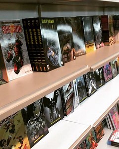 1K views · 44 reactions | Comics, Comics, COMICS! Seit 10 Minuten ist sie eröffnet: die Comic Con Germany 2018! Natürlich ist Panini mit einem mordsmäßigen Angebot und brillanten Comic-Zeichnern am Start!  Seid ihr dabei? | Panini Comics Deutschland | Facebook