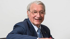 Addio a Franco Moschini, presidente di Thonet. Per 50 anni in Poltrona Frau | MilanoFinanza News