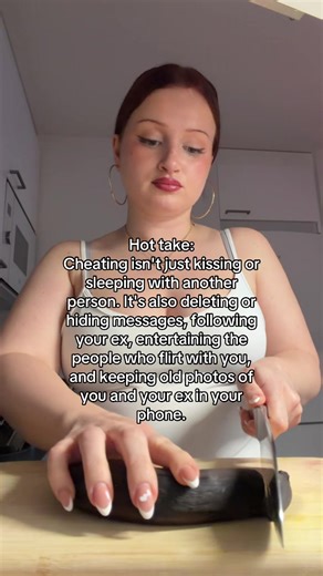 This is why I use FollowSpy! #relationshipstiktok #girltok #relationships #relationshiptips #cheatingdefined