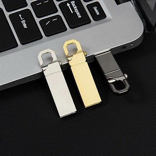 "Store More, Promote More! 💾✨ Custom USB Flash Drives – High-Capacity & Brand-Ready!