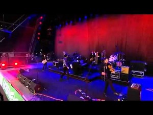 Nick Cave & The Bad Seeds - Red Right Hand (Glastonbury 2013)