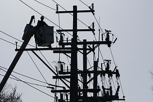 DTE Energy power outage restoration in Metro Detroit: 62K still without power
