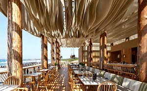 How to design a dynamic ceiling - Design Records