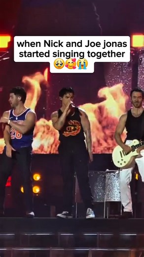 Nick & Joe Jonas vocals together are insane 🤯🎤 #Shorts #JonasBrothers #LivePerformance #Concert #joe