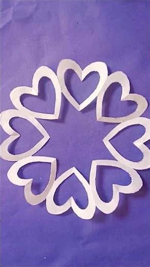 Easy beautiful paper snowflake making tutorial #artscraft #craft #paper