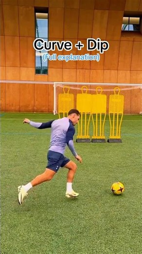 Most effective free-kick technique in football ⚽️🔥