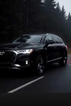 Audi Q7 - silence, strength and luxury in the dark night