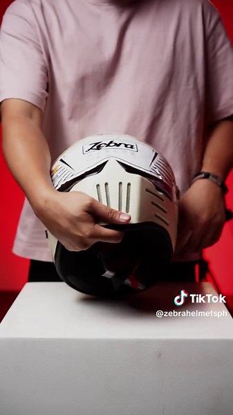 Unboxing the ZEBRA 601 PREDATOR HELMET! pure style, safety, and road dominance! 🏍️ Watch ‘til the end! 😎#ZebraHelmet #TikTokShop #zebra601predator #zebrahelmetsph #MotorcycleGear #helmet #lifestyle #motorcycle #tiktokmotorcycle #fyp #fypシ゚