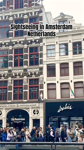 Sightseeing in Amsterdam Netherlands was fun with so may beautiful scenery accros the canal