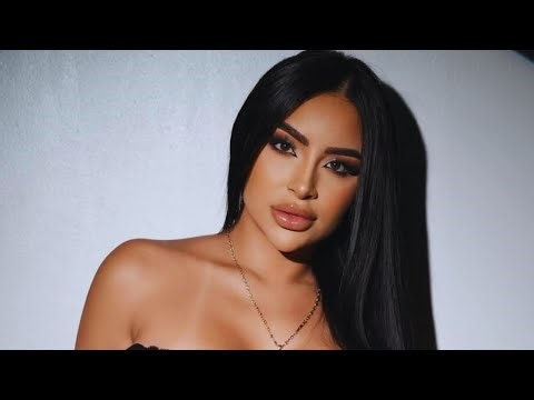 Vanessa Jimenez the AMAZING Colombian Bikini Model Taking Instagram by Storm.