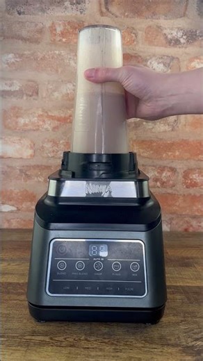 How to Make the Perfect Chocolate Milkshake at Home