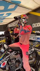 Built for athletes who move on instinct, where awareness becomes effortless and reaction feels automatic. | Fox Racing Moto