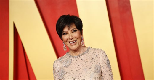 Kris Jenner’s Festive Holiday Tips: Gift Wrapping, Garland, and More
