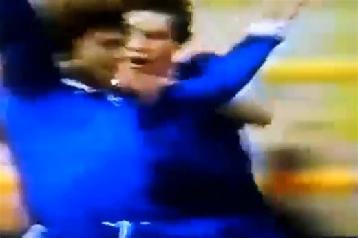 Are there any Ian Britton fans out there? Debut - 30/12/1972 Games - 289 Goals - 34 #cfcHeritage #Chelsea | Chelsea Chadder