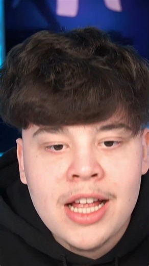 ANDREI VORBESTE CU ABONATII🥹