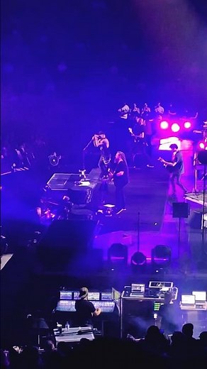 Brantley Gilbert bottoms up Vancouver 6/23/23 ​⁠‪@BrantleyGilbertMusic‬ #bottoms-up #countrymusic