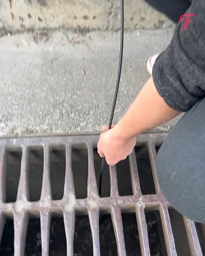 130K views · 400 reactions | Reaching New Heights: The Handy Gadget for Retrieving Lost Items! 藺 #GadgetMagic #LostAndFound | Tips & Tricks | Facebook