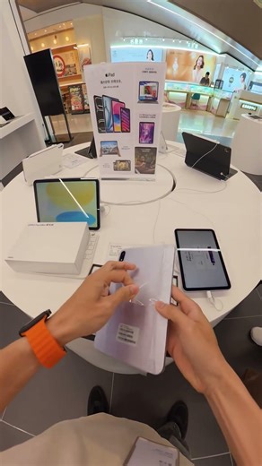 Oppo Pad Mini is SMALL.. but POWERFUL 😣🔥