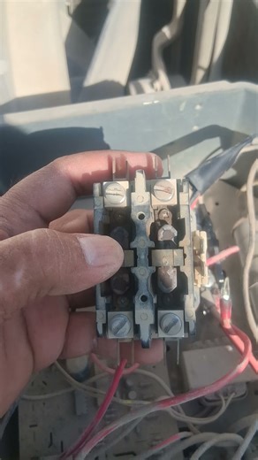 outdoor unit contactor replace #maintenance #airconditioning #shortvideo