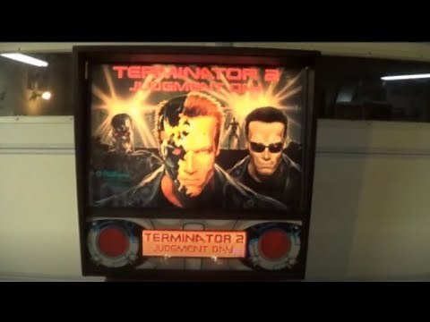 TERMINATOR 2 PINBALL MACHINE - BY WILLIAMS 1991
