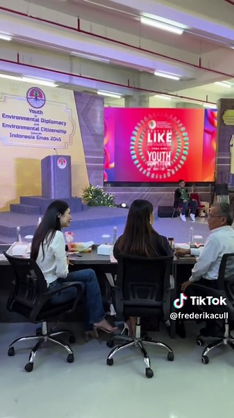 Youth in Environmental Diplomacy and Environmental Citizenship towards Indonesia Emas 2045 ✨ English Speech Competition ✨ #kementerianlhk #kementerianlingkunganhidupdankehutanan #indonesiaemas2045