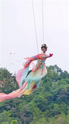 The Breathtaking Art of Chinese Flying Dance ||#shorts