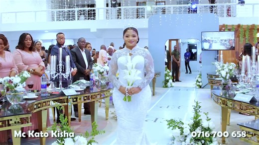 Bride's Entrance: A Love Story in Wedding Music