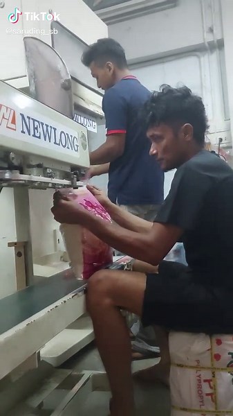 Packaging Process in Industrial Setting Explained