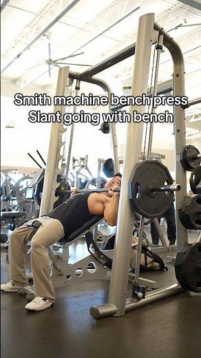 Which direction to face on smith machine bench press?