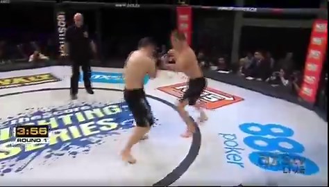 Posting an ELBOW KO EVERYDAY for one year! (215/365)Jordan Mein vs Forrest Petz#MMATwitter