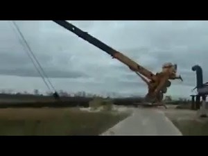 Crane fails