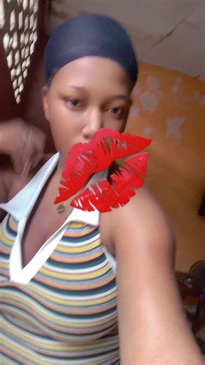 Vidéos de dameanneroxane (@dameanneroxane) avec son original - La lionne🦁🇨🇮🇫🇷