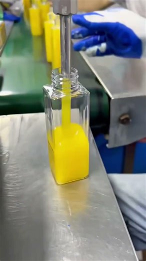 Automatic Liquid Filling Machine for Precise Bottle Packaging