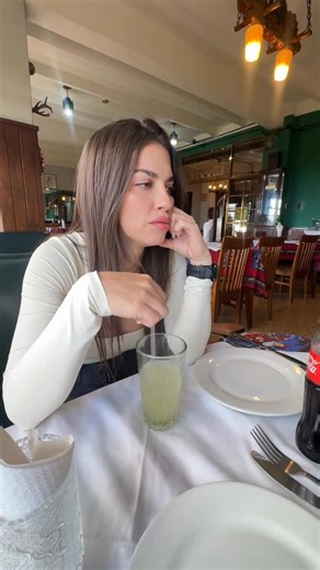 Fanny Monterrey on Instagram: "No colabora vale! 😂 #mamáehijo #viralpost❤️ #madres #fyp #beisbolvenezolano #adolecentes #followme #mamasboy #mamalatina"