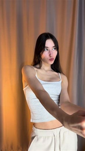 Milanka Kudel (@milanka_kudel)s videor med POP GIRL - Lexie Liu