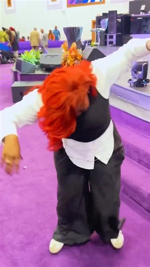 During this season, the Chosen Vessel family is thankful and grateful for life, for grace, and for each other. And while I’m in this series entitled #TheWorshipCode… do me a favor: Give us some room so we can DANCE! 💃🏾🕺🏾🔥 There’s a sound in this house that belongs to grateful people. There’s a praise in this room that can’t be quieted. And if you know, you KNOW. 🙌🏾 #TheWorshipCode #NoMicNeeded #ChosenVesselChurch #ThankfulSeason #LetEverythingThatHasBreathPraiseTheLord | Marvin Sapp