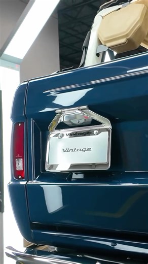 Vintage (formerly @vintagebroncos) on Instagram: "💙 Feeling Blue and happy about it 🌙 Midnight Blue, a 1960’s paint color that never goes out of style 🤌🏼 paired with Wimbledon White grille, chrome trim, Worn Glove leather and Vintage stripes all handcrafted on a modern 2025 chassis with safety features and technology 💬 text 470-729-2853 for inventory or custom build details 🚚 . . . . Vintage design + modern luxury 💯 this is not a restoration, it’s a Modern Classic equipped with safety fea