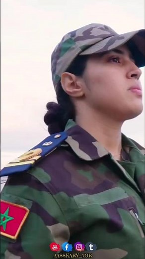 يوم دافع الراحل الحسن الثاني عن المرأة المغربية 🇲🇦 ( بزاف على مك المرأة المغربية )