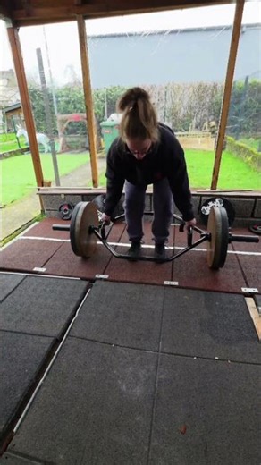 Deadlift (Hex trap) for rps in 1 min 150kgx9 and 220kgx7