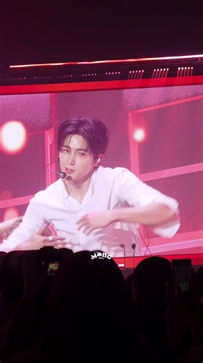The Boyz: Rock and Roll Performance