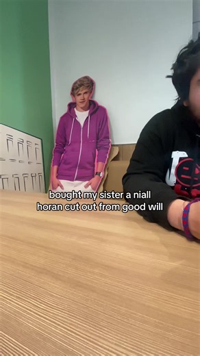 accidentally scared her💀 #niallhoran #onedirection #onedirectionniall #meme #fyp