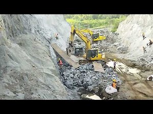rock controlled blasting Covering using Iron plate and soil bags💥🔥💯 #construction #mining #blasting