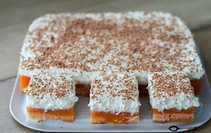 VOĆNI KOLAČ SA KEKSOM: Slatkiš u slojevima koji se sprema jako lako, a toliko je ukusan da će vam svi tražiti recept