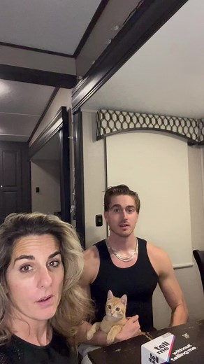 Exciting Board Game: Tell Me Without Telling Me!