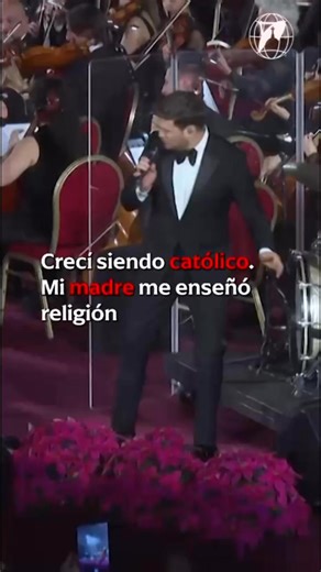 ⸻ “Gracias, Dios, por darme la habilidad de conectar con estas almas tan hermosas.” 🙏✨ Así ora Michael Bublé antes de cada concierto: con un corazón agradecido y consciente del don que ha recibido. En medio del ruido del mundo, es un regalo encontrar referentes que exaltan las virtudes frente a multitudes. Porque cuando alguien reconoce a Dios en lo que hace, deja huellas profundas en quienes lo escuchan… y también en quienes lo ven. | EWTN Español