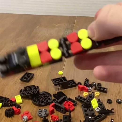 Building Lego Snake! 🐍